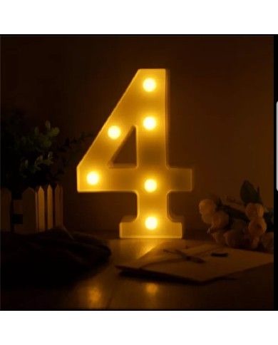 Decorazione per matrimoni, con lettere luminose, numeri luminosi giganti  compleanno, Lampada a LED a forma di lettera, numeri da 0 a 9, lettere  luminose per feste, compleanni, fidanzamenti ( Colore : :  Illuminazione