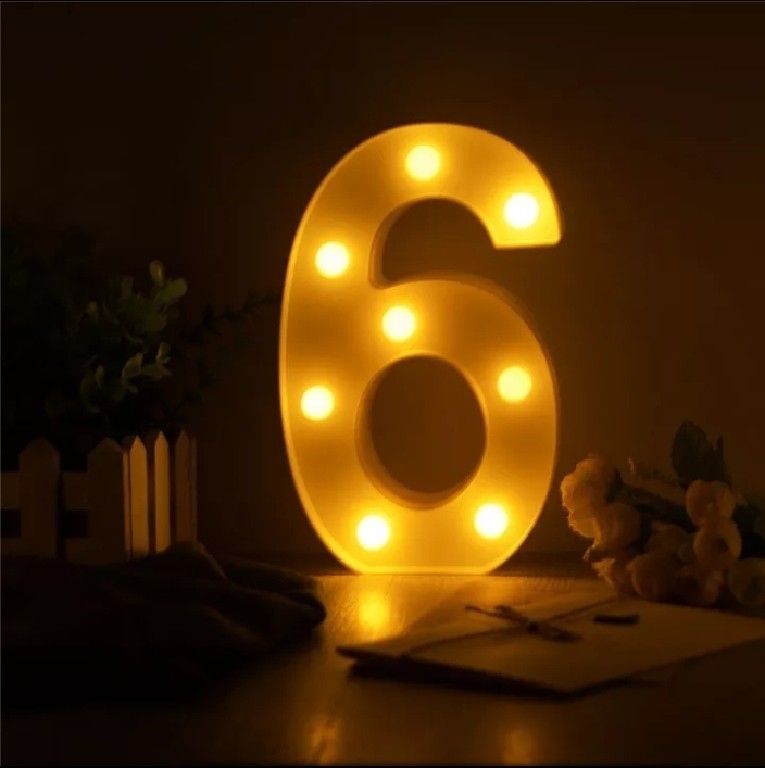 Numero 6 luminoso con luci led 16 cm