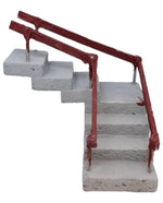 Scala con gradni e pianerottolo svolta sinistra cm 5x4 larghezza gradini 5 cm