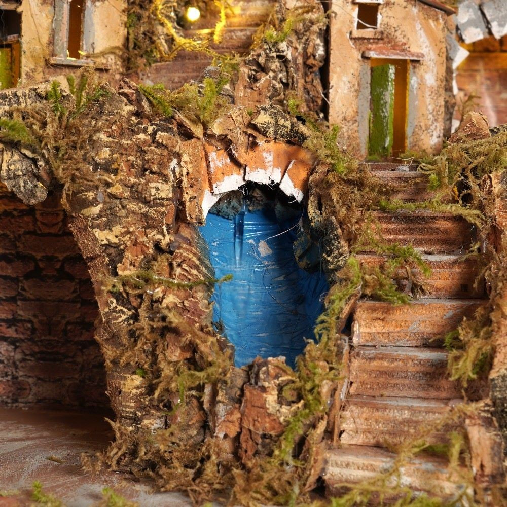 Presepe paesaggistico napoletano artigianale con luci e cascata 50x40x43 cm