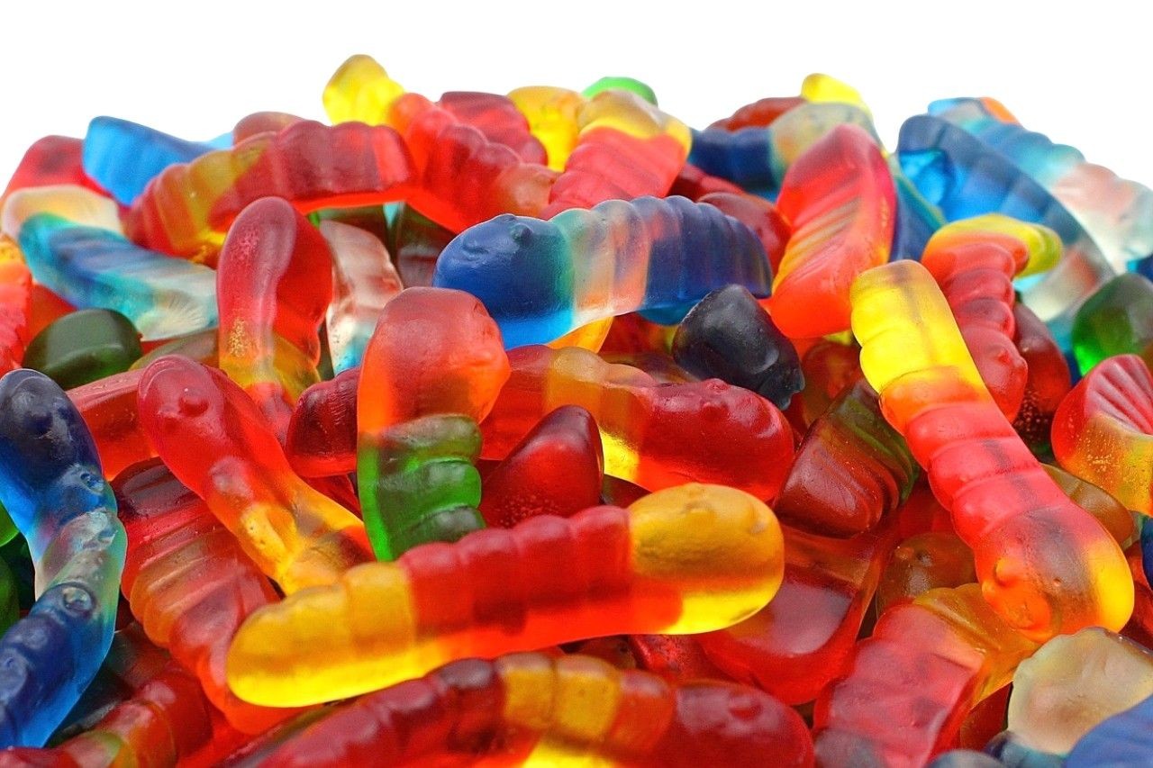 SERPENTI LUCIDI COLORATI CARAMELLE GOMMOSE GUSTO FRUTTA SENZA GLUTINE Fini