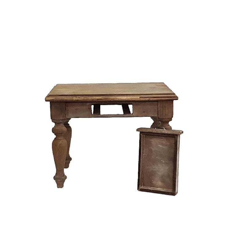 Tavolo in legno L 17,5 P 12,5 H 11